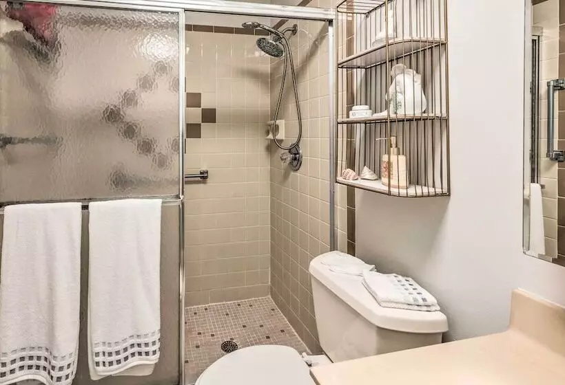 Outdoor Retreat In Edgewater W/ Private Pool