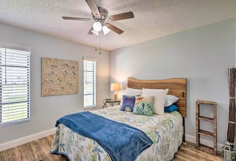 Outdoor Retreat In Edgewater W/ Private Pool