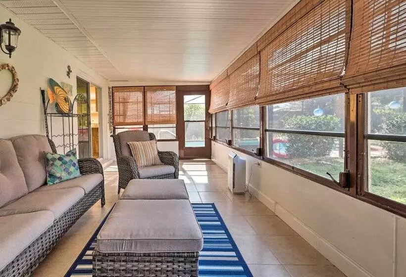 Outdoor Retreat In Edgewater W/ Private Pool