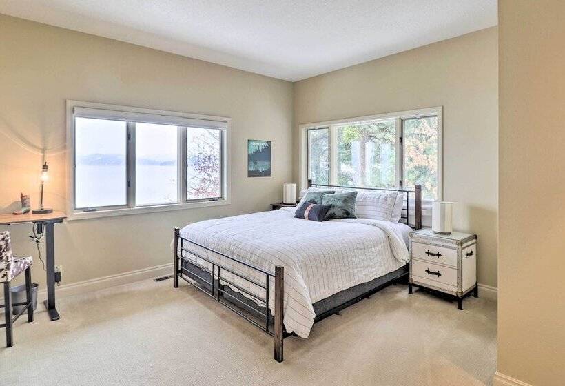 Peaceful Lakeside Retreat W/ Deck & Amazing Views!