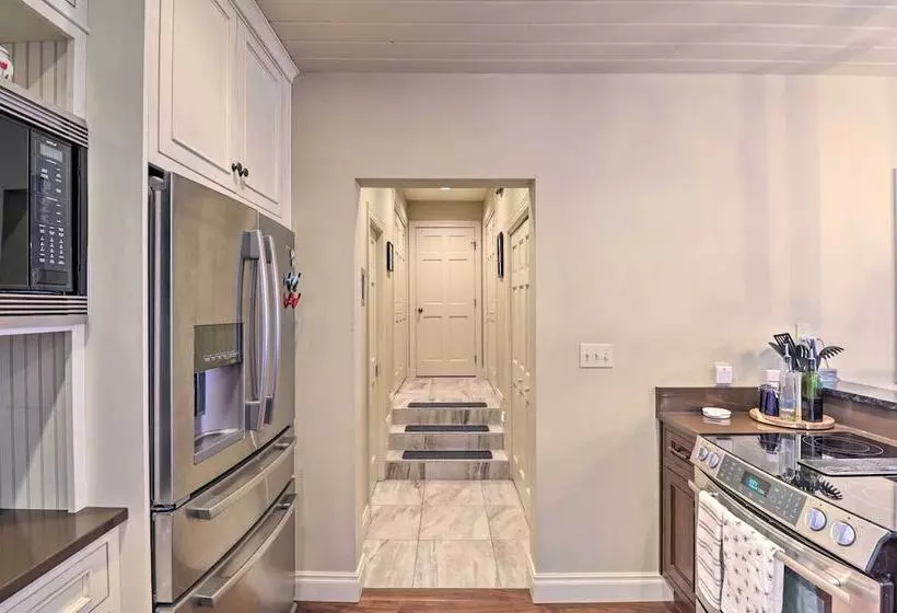 Peaceful Lakeside Retreat W/ Deck & Amazing Views!