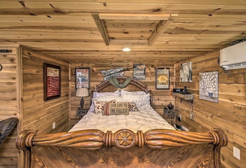 Peaceful Pet Friendly Franklin Cottage On 15 Acres