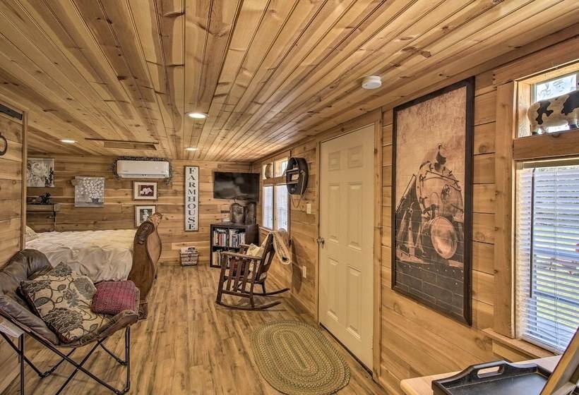 Peaceful Pet Friendly Franklin Cottage On 15 Acres