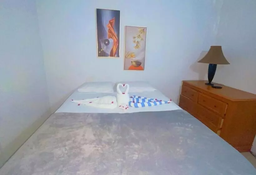 پانسیون A Taste Of Jamaica Lavern Place