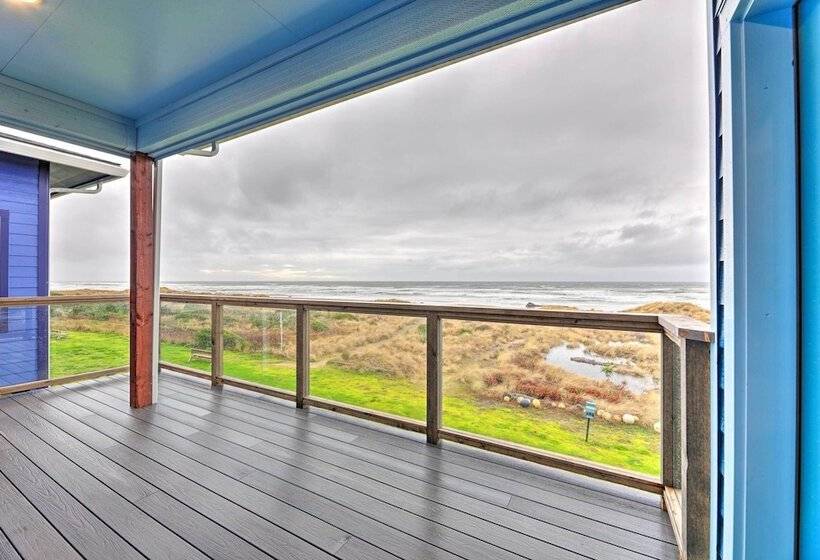 Sanderling Sea Cottages, Unit 5 W/ Ocean Views!