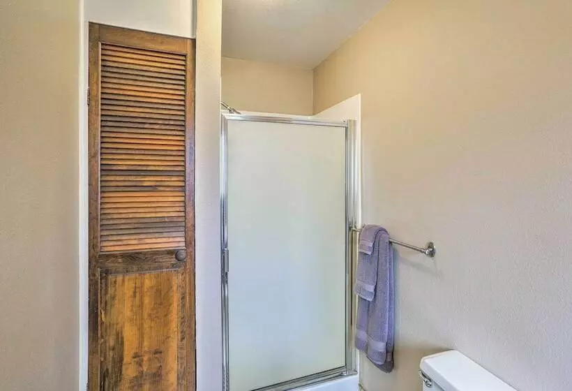 Home In Shasta Lake Near Redding: Early Check In!