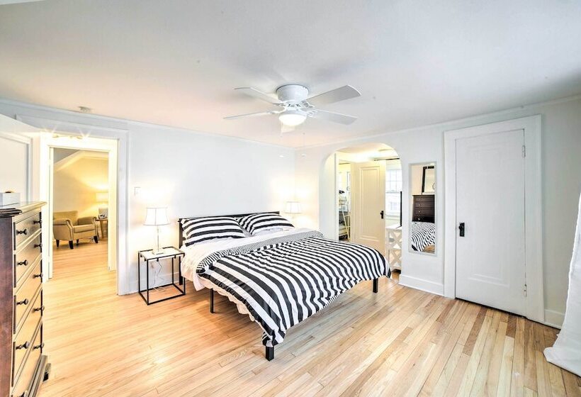 South Bend Home < 1 Mi To Notre Dame!