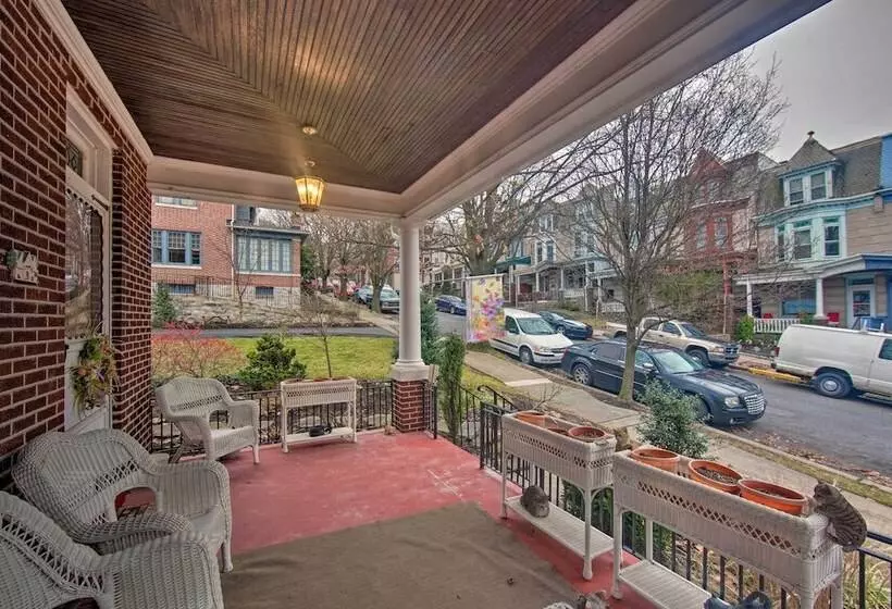 Spacious Reading Home W/ Patio   2 Miles To Pagoda