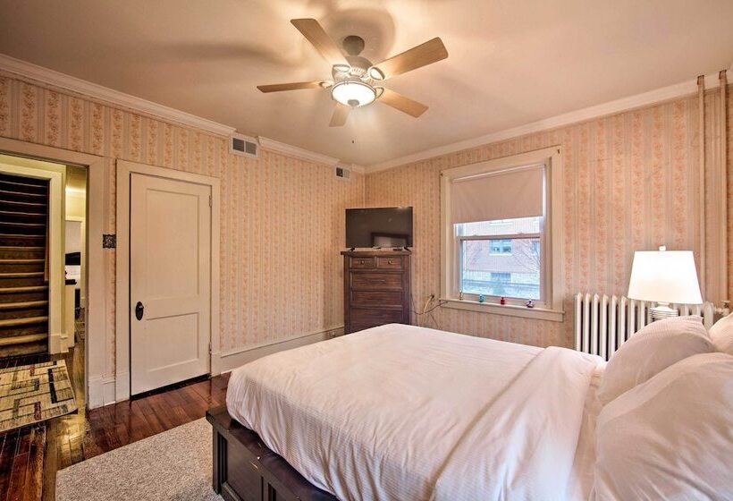 Spacious Reading Home W/ Patio   2 Miles To Pagoda