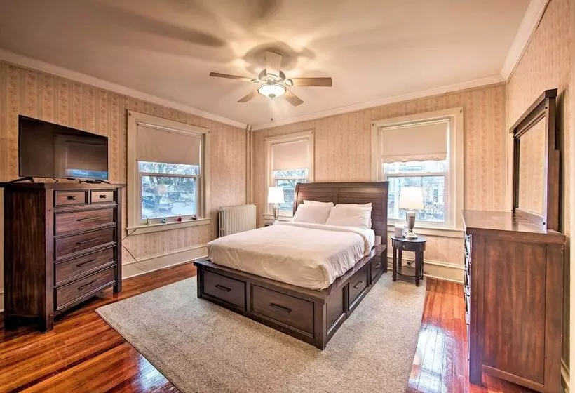 Spacious Reading Home W/ Patio   2 Miles To Pagoda