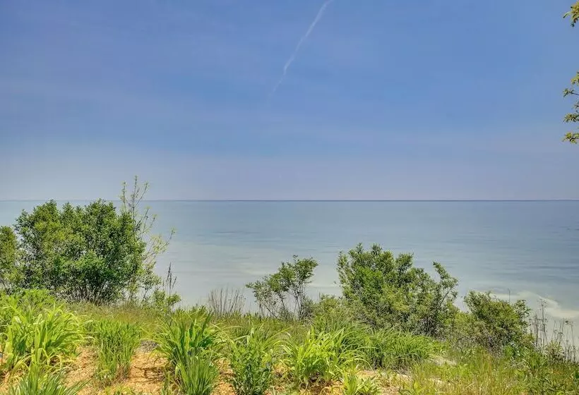 Two Rivers Thiede House   Walk To Lake Michigan!