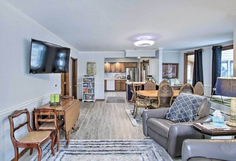 Two Rivers Thiede House   Walk To Lake Michigan!