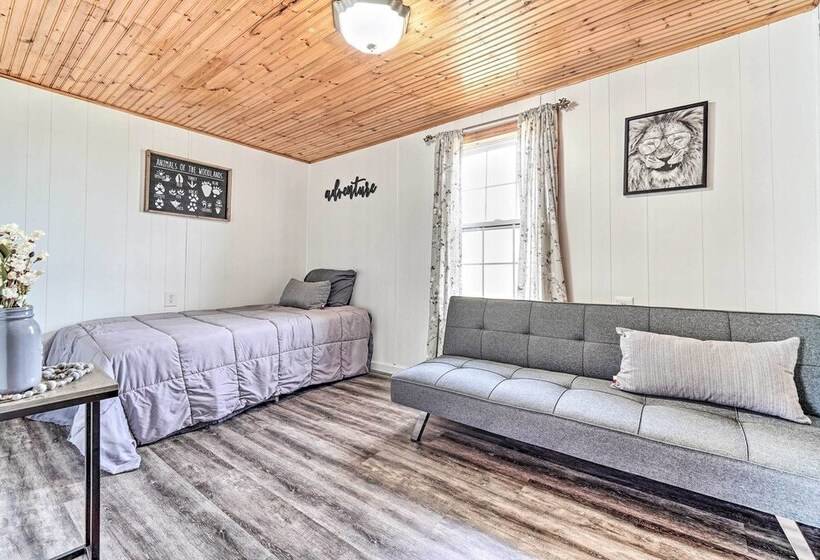 Updated Beattyville Ranch Style Home W/ Yard!