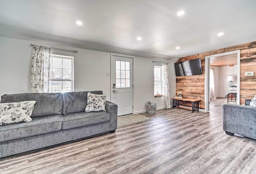 Updated Beattyville Ranch Style Home W/ Yard!