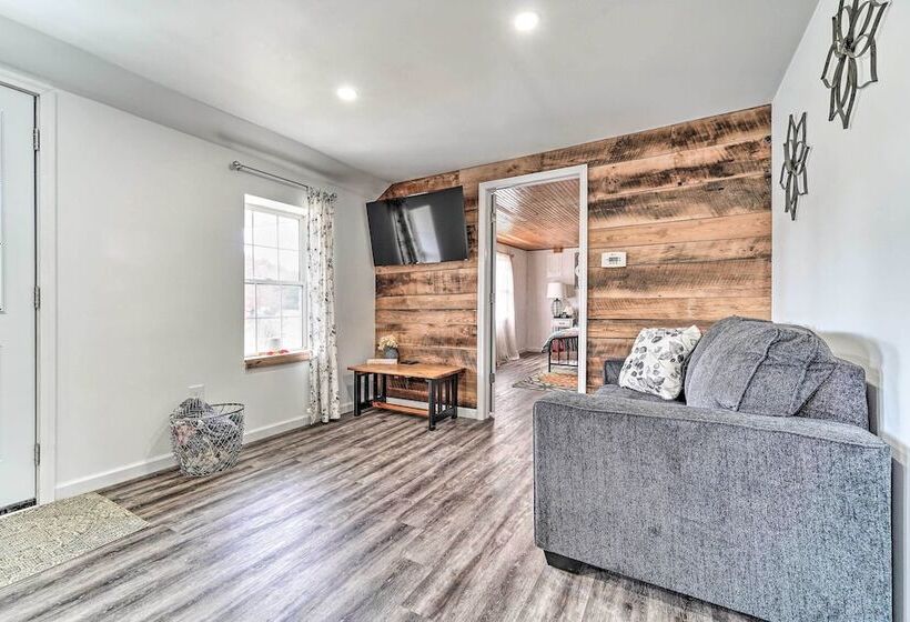 Updated Beattyville Ranch Style Home W/ Yard!