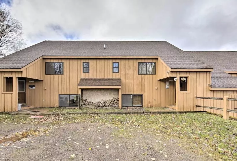 Upson Ski In/ski Out, End Unit Cabin W/ Fireplace!