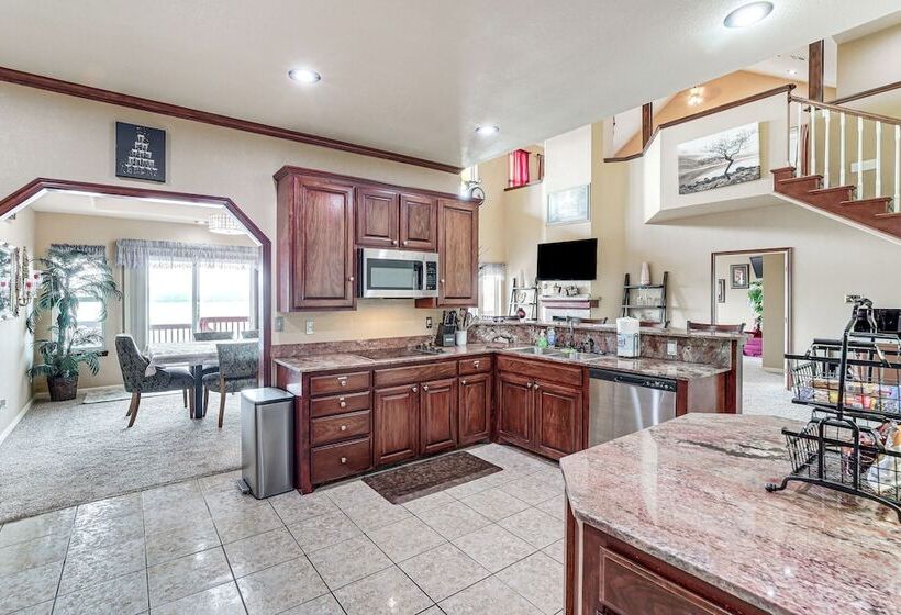 Waterfront Lake Eufaula Home: Multi Level Balcony