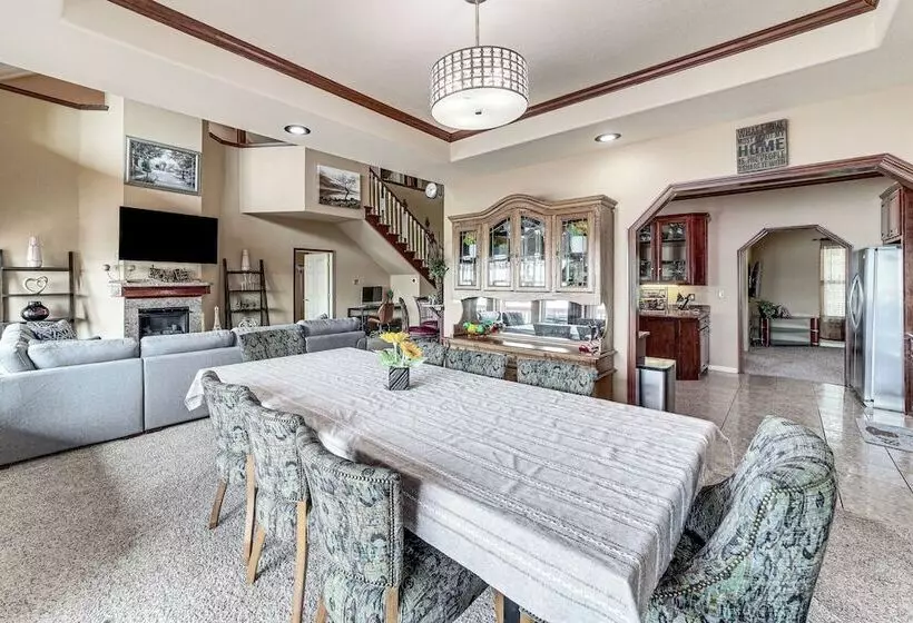 Waterfront Lake Eufaula Home: Multi Level Balcony