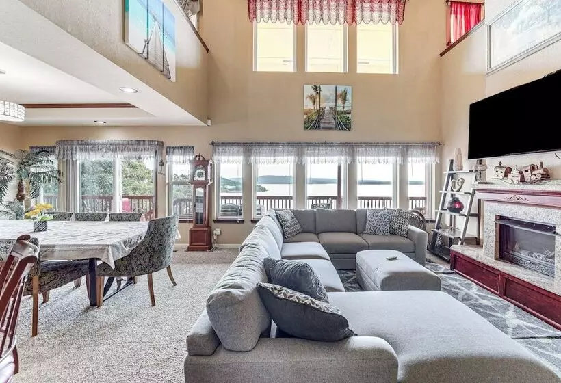 Waterfront Lake Eufaula Home: Multi Level Balcony