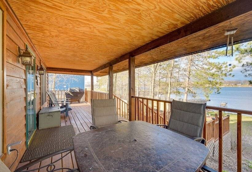 Wisconsin Cabin W/ Private Hot Tub & Deck