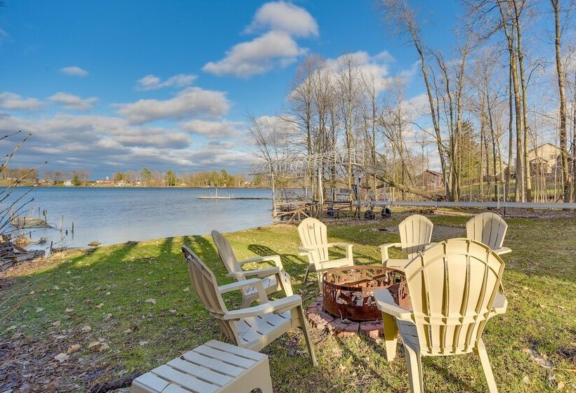 Wisconsin Cabin W/ Private Hot Tub & Deck