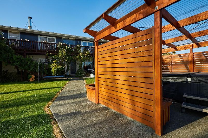 Brook House B&b & Cottages