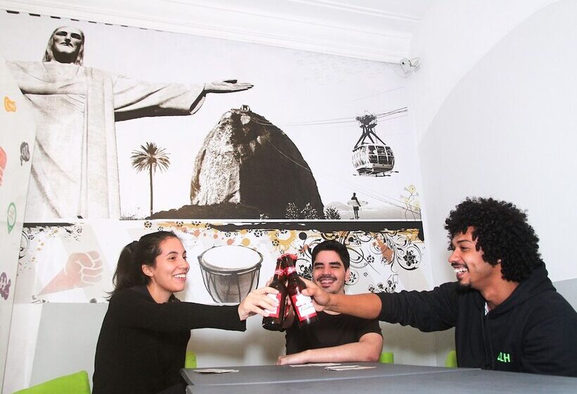 Clh Suites Copacabana Santa Clara   Hostel