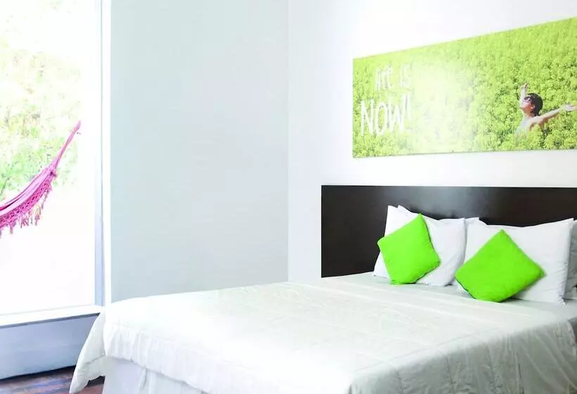 Clh Suites Copacabana Santa Clara Hostel