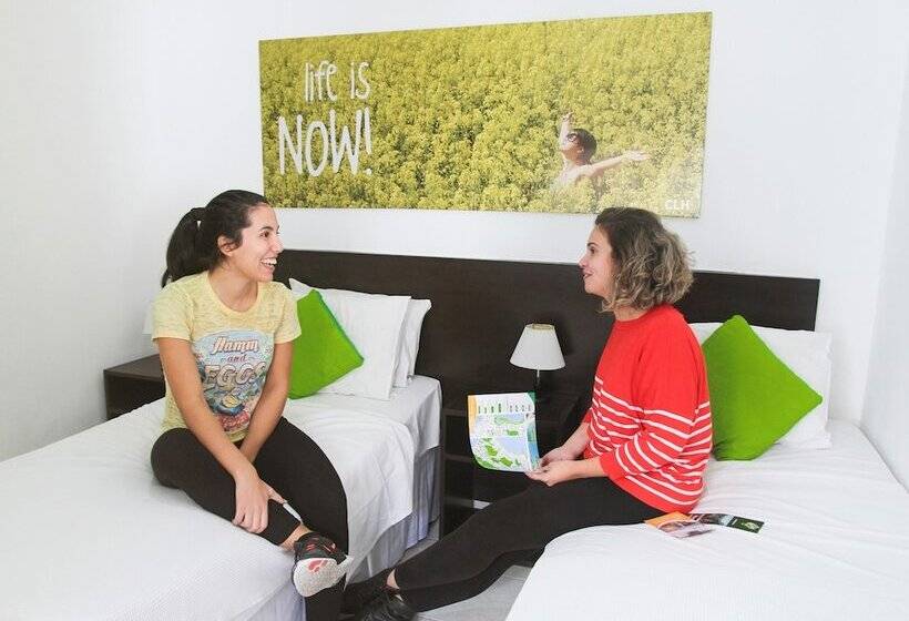 Clh Suites Copacabana Santa Clara   Hostel