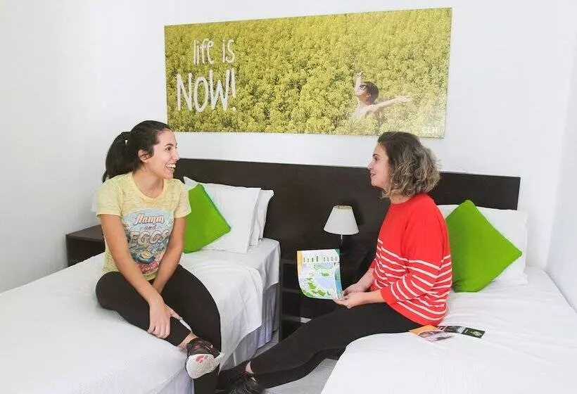 Clh Suites Copacabana Santa Clara Hostel