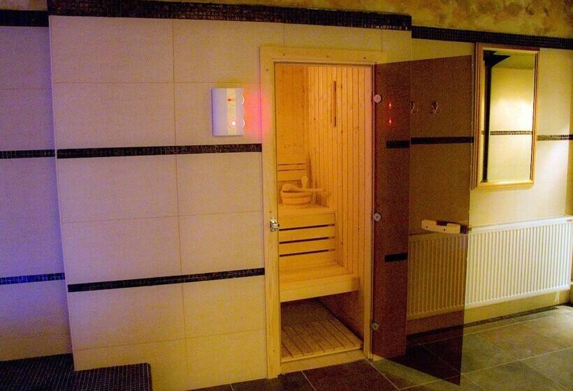 Garni Hotel Leopold I