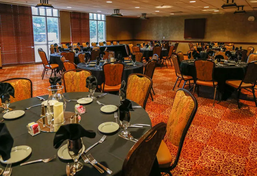Honey Creek Resort