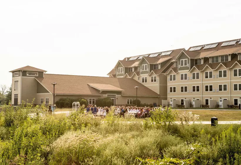 Honey Creek Resort