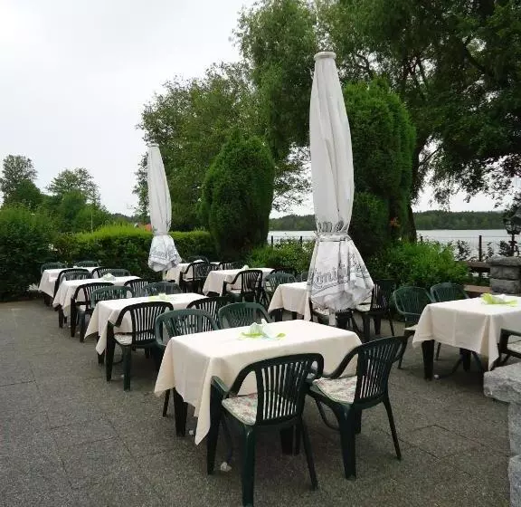 Hotel Am See