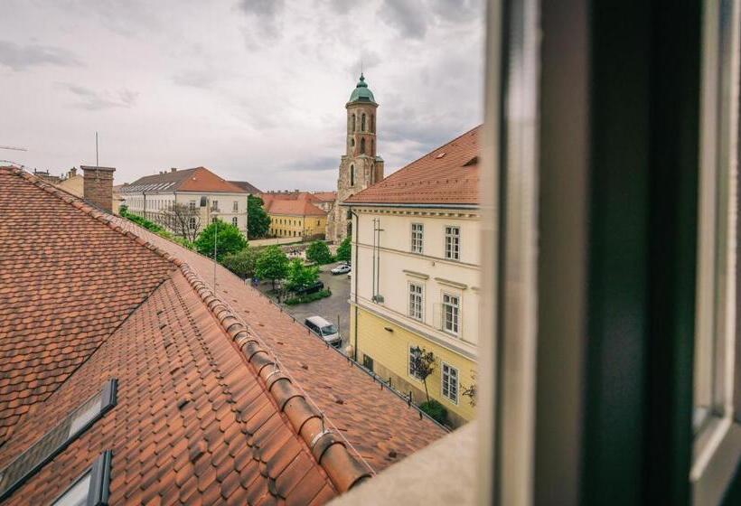 هتل Baltazár Boutique