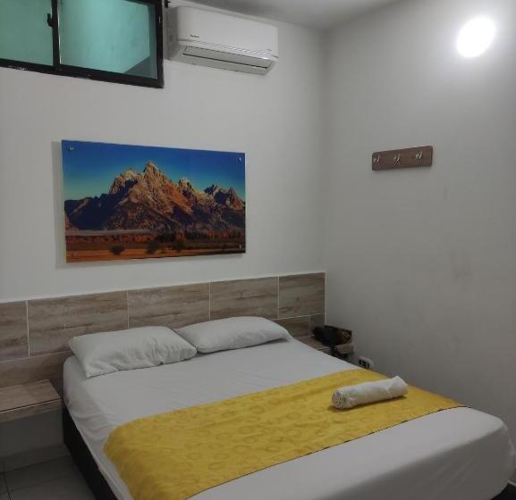 בית מלון כפרי Brisas Medellin