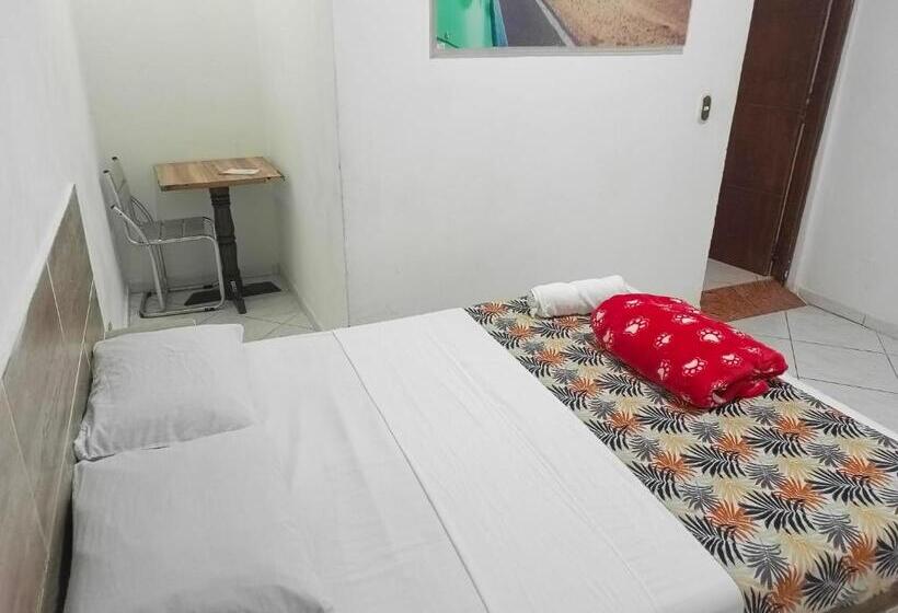 בית מלון כפרי Brisas Medellin