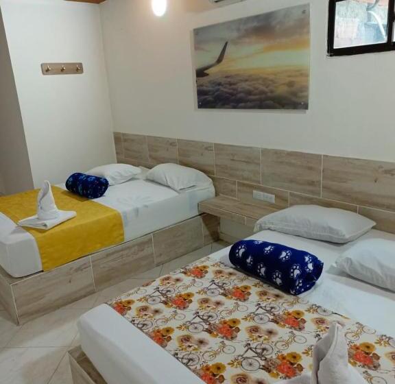 בית מלון כפרי Brisas Medellin