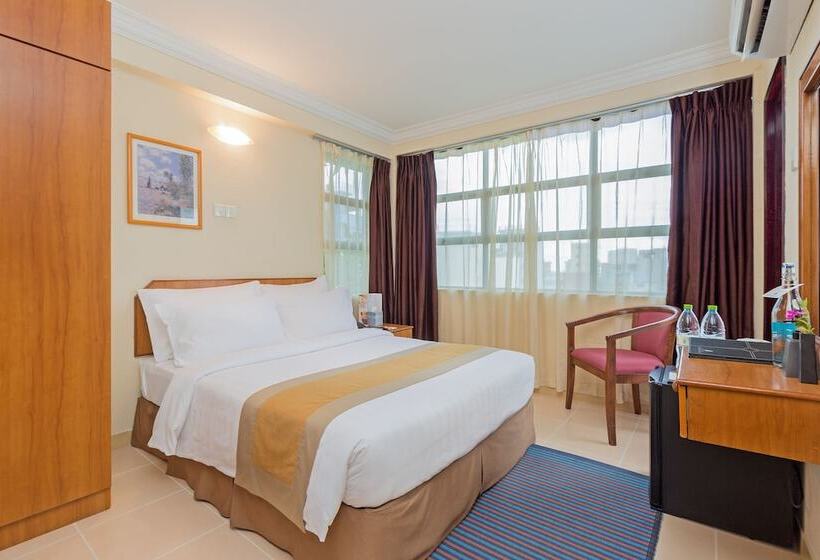 هتل Champa Central