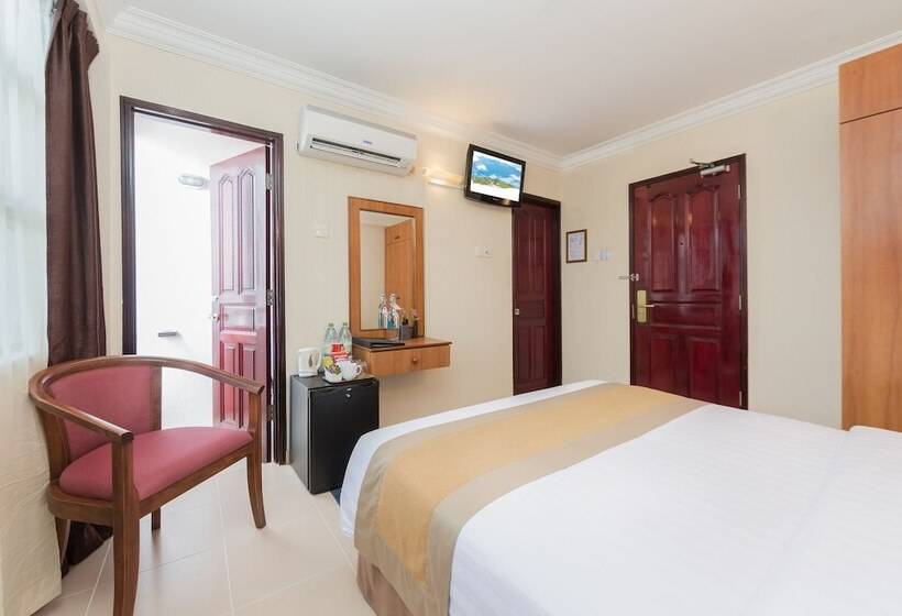 هتل Champa Central