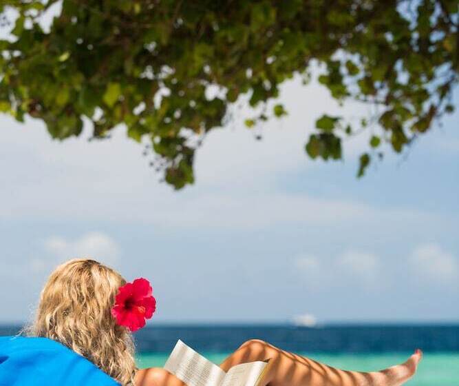 هتل Malahini Kuda Bandos Resort