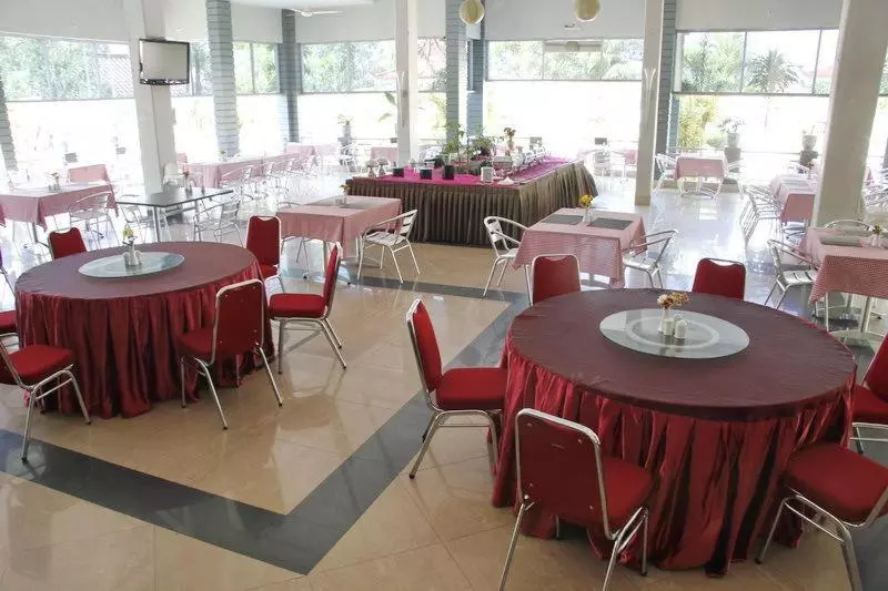 ホテル Novilla Boutique Resort