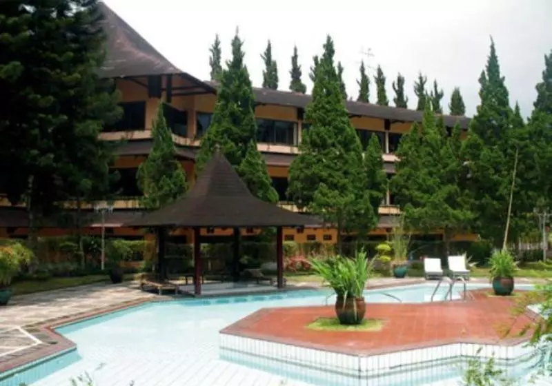 Hotel Queen Garden