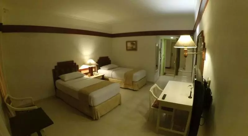 Hotel Queen Garden