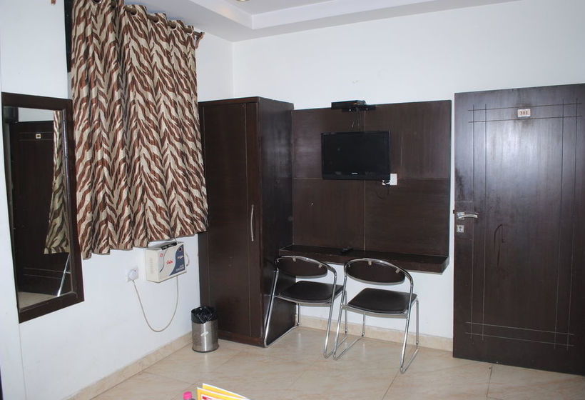 בית מלון כפרי Seven Seas Inn