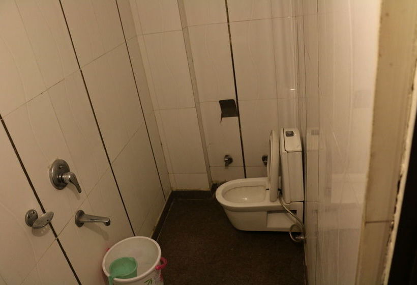 בית מלון כפרי Seven Seas Inn