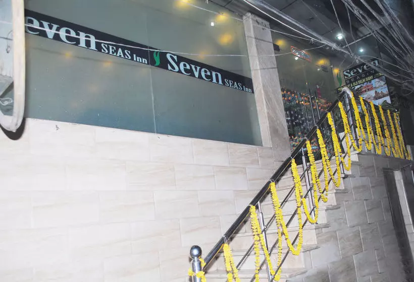 ホテル Seven Seas Inn