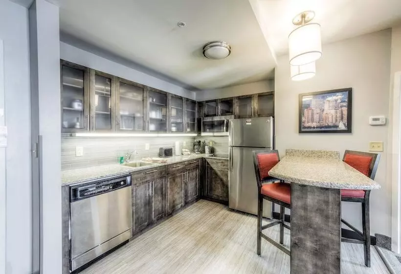 ホテル Staybridge Suites   University Area Osu, An Ihg