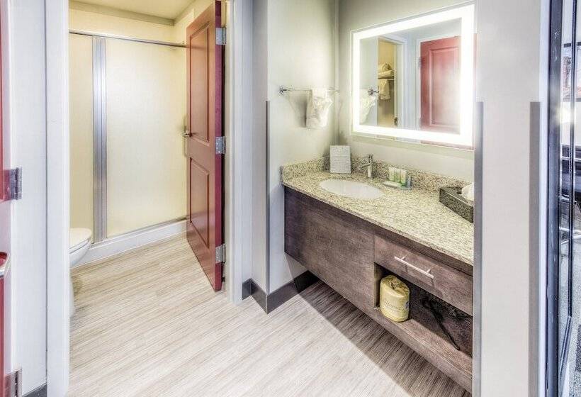 فندق Staybridge Suites   University Area Osu, An Ihg