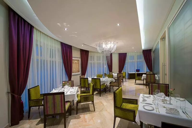 هتل The George